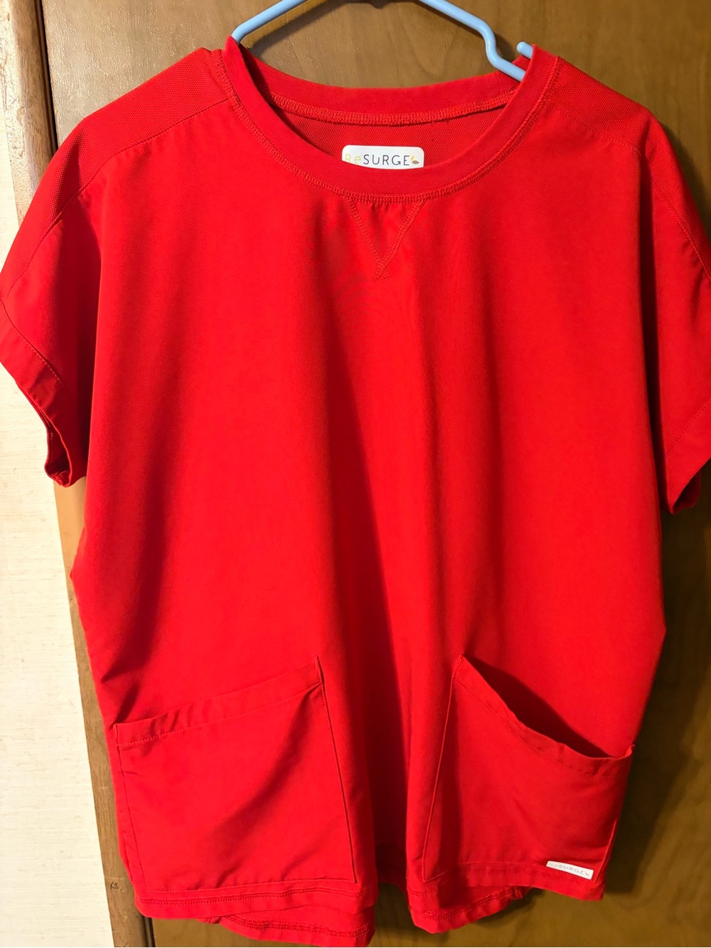 Scrub set